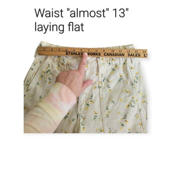 Urban Outfitters BDG cream yellow floral utility skater jeans size 26 EUC - Picture 4 of 12